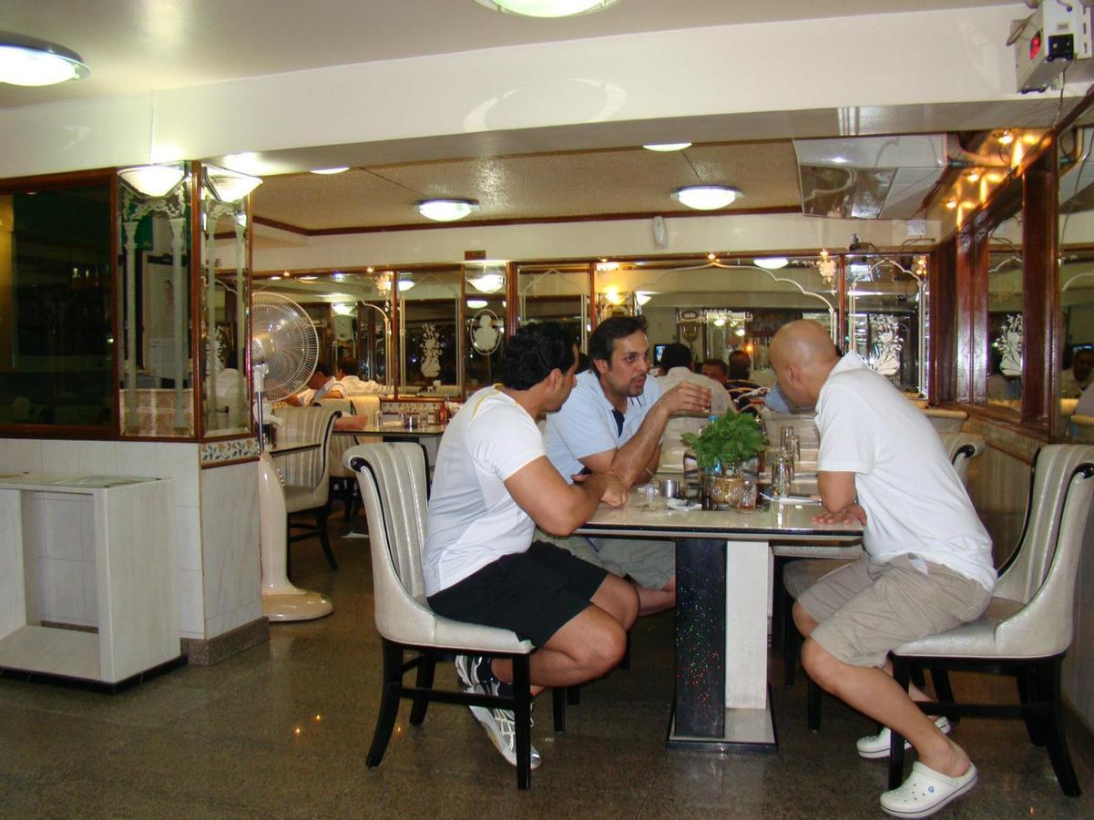 Iraqi Hotel Makkasan Luaran gambar